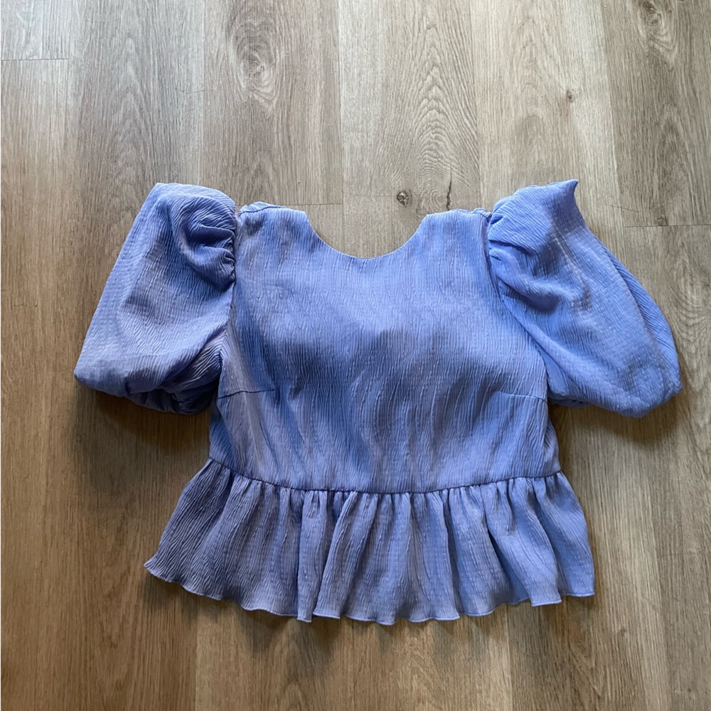 elliatt vanadium blue oversized puff sleeve open back blouse top size small new